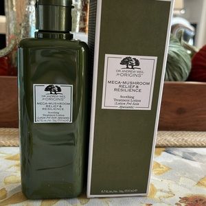 DR. ANDREW WEIL FOR ORIGINS™ Mega-Mushroom Relief & Resilience Treatment Lotion